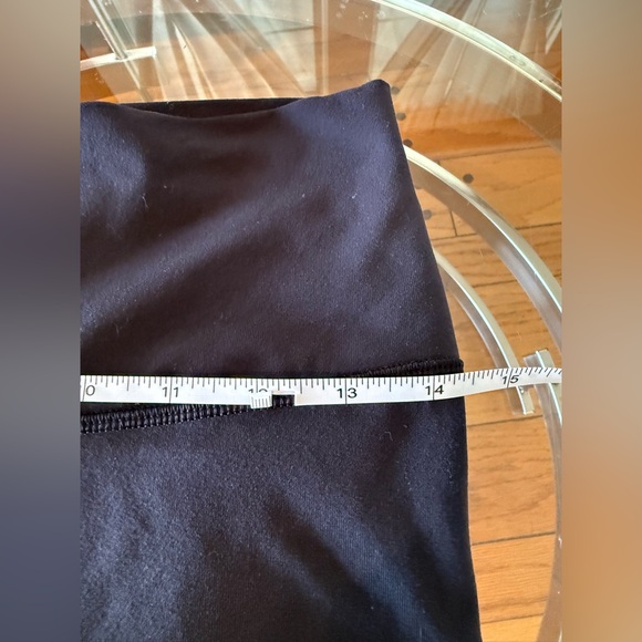 Lululemon leggings size 10 - Picture 12 of 13